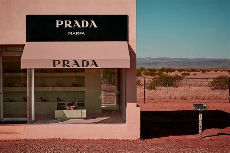 prada marfa art|marfa art installations.